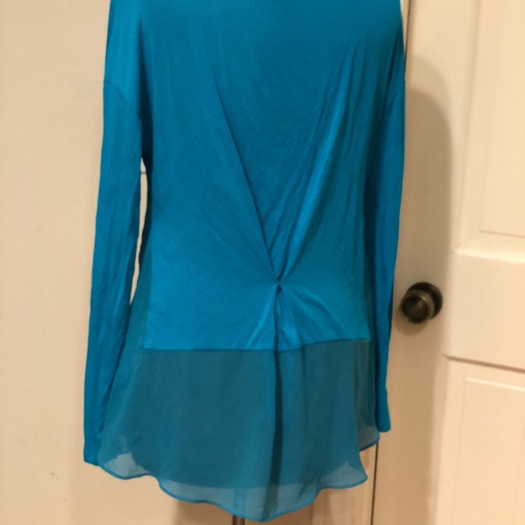 Top - Picture 2 of 2